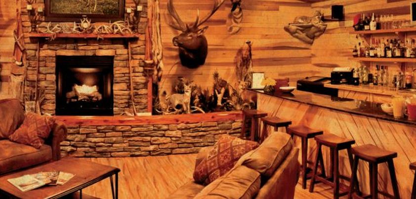 At the Jim Bridger: Short story by Ron Carlson