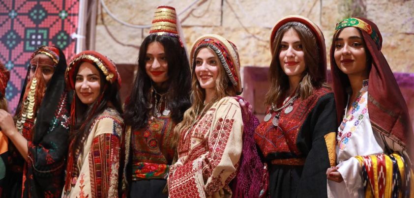 The Little Things / Tears for Sale: Short stories by Samira Azzam