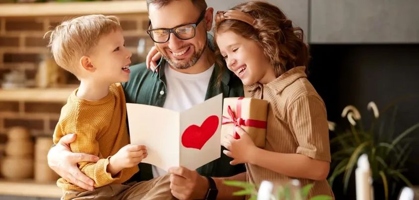 Oliver's Evolution: Short story by John Updike