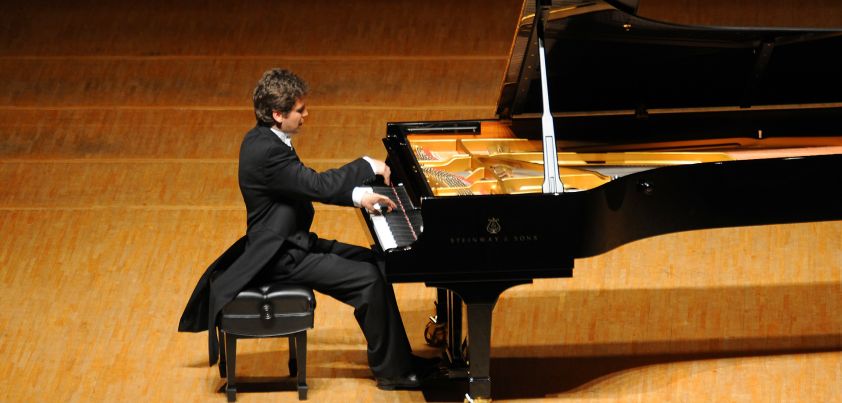 Someone to Talk To: Short story by Deborah Eisenberg