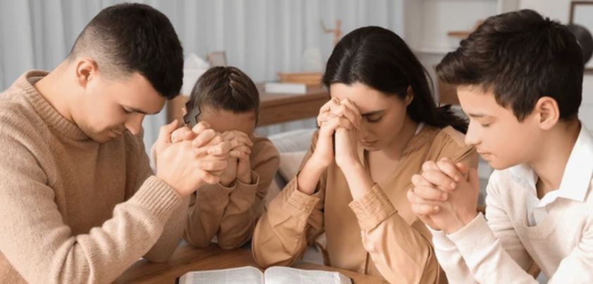 The Living: Short story by Mary Lavin