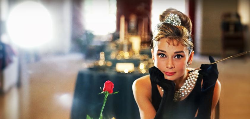 Breakfast at Tiffany's: Novella by Truman Capote