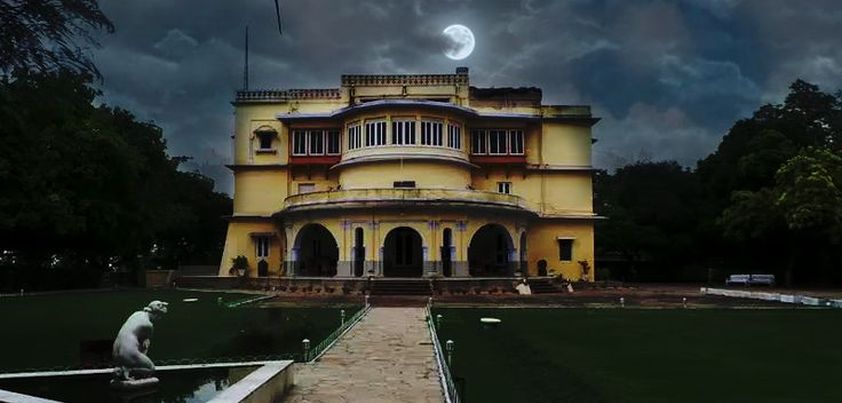 When Darkness Falls: Short story by Ruskin Bond